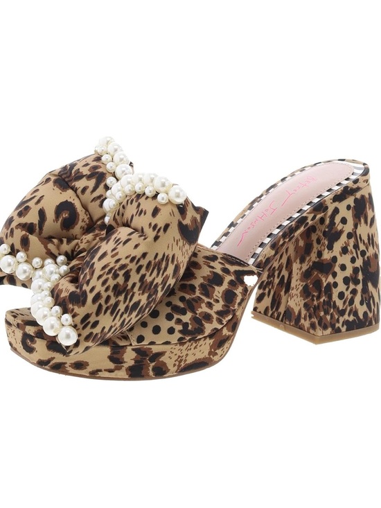 Betsey Johnson Shoes - NEW IN BOX. Betsey Johnson MACCIE Leopard Pearl Bow platform Mules size 8